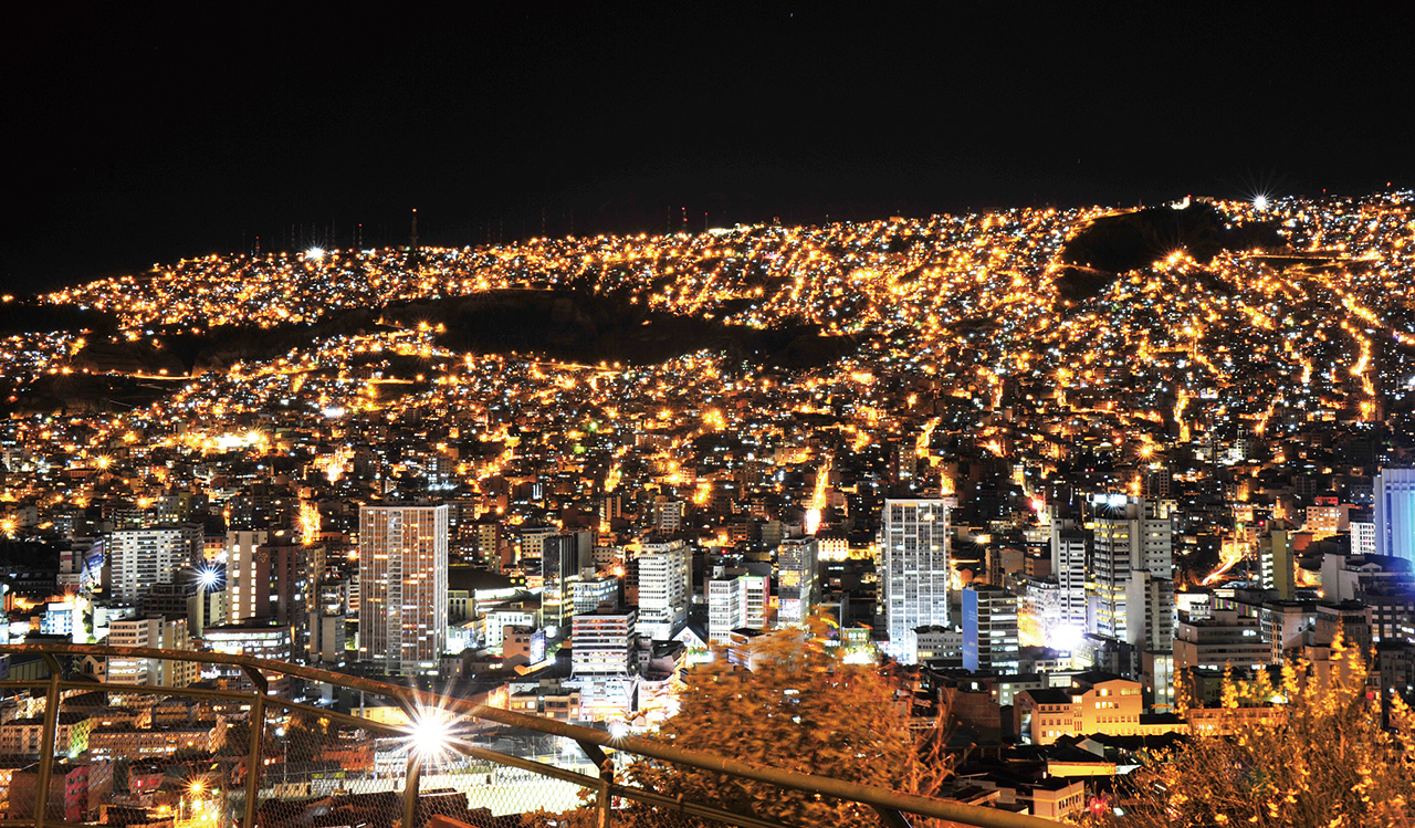 낄리낄리 전망대에서 바라본 라파스의 야경