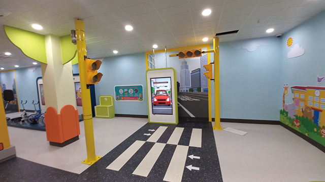 거제 어린이 교통공원에 있는 다양한 전시공간과 체험공간