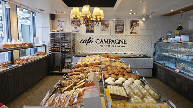 깜빠뉴 실내 모습