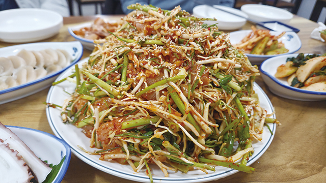 겨울 별미 물메기회무침