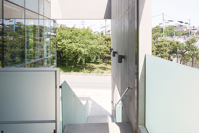 ‘나불천가-PAC갤러리’ 2층 계단