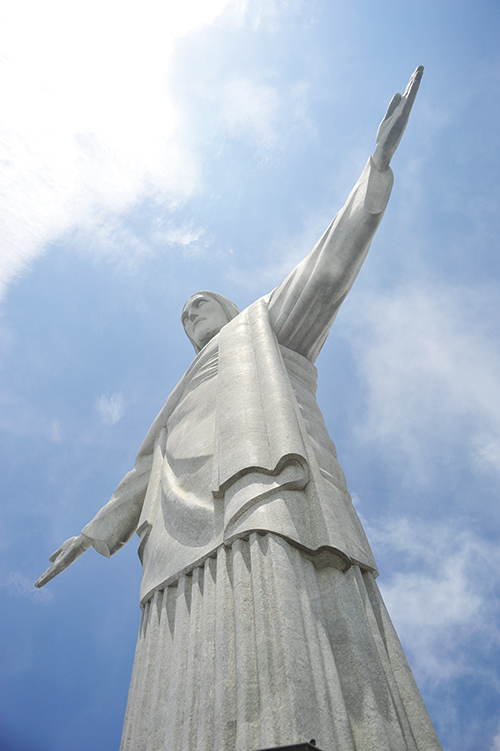 줄을 돌리는 사람의 형상이다. 다 내게로 오라